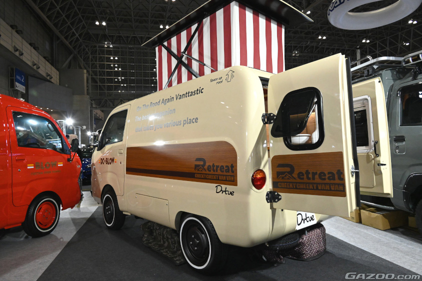 観音開きのブローの「ファニーライダー」