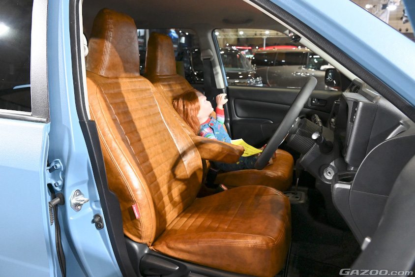 アウトクラスカーズのオリジナルシートカバー