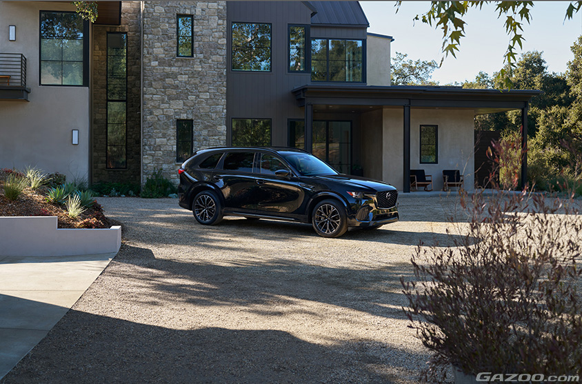 新型ミッドサイズSUVのマツダ CX-70