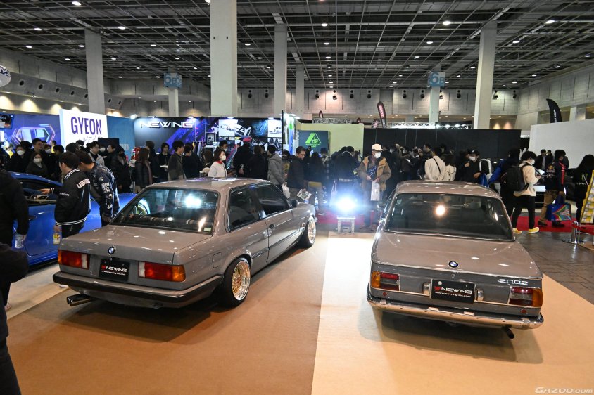 大阪オートメッセに出展されているレストアされたBMW2002