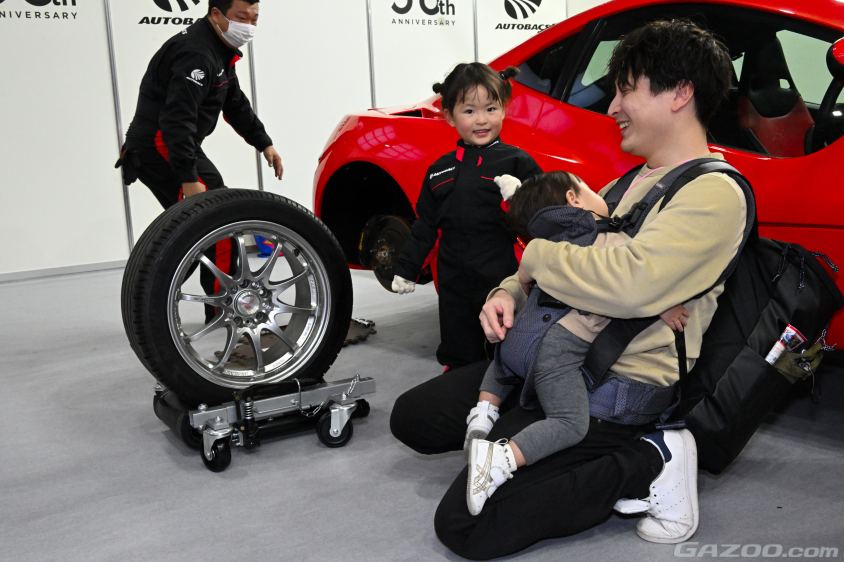 大阪オートメッセ2024のオートバックスブース