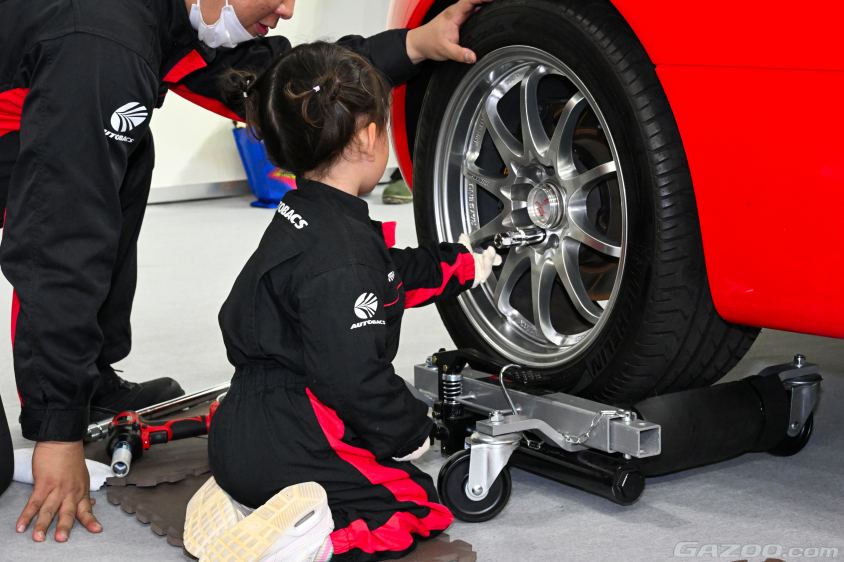 大阪オートメッセ2024のオートバックスブース