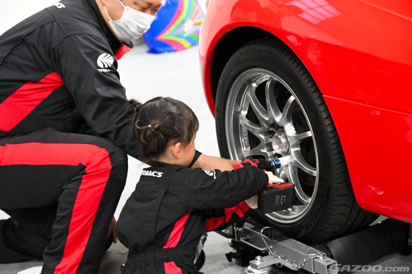 大阪オートメッセ2024のオートバックスブース