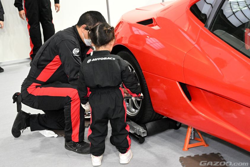 大阪オートメッセ2024のオートバックスブース