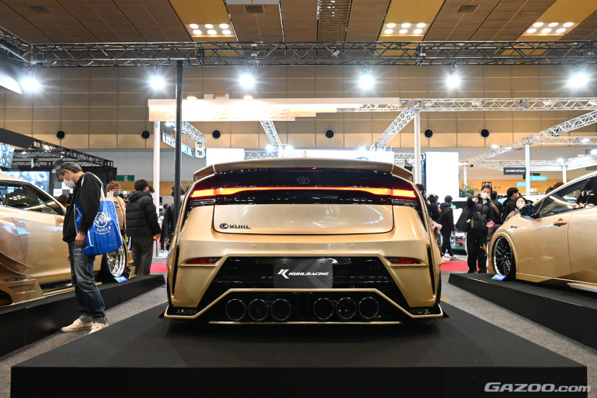 「60R-GTW WIDE BODY」のリア