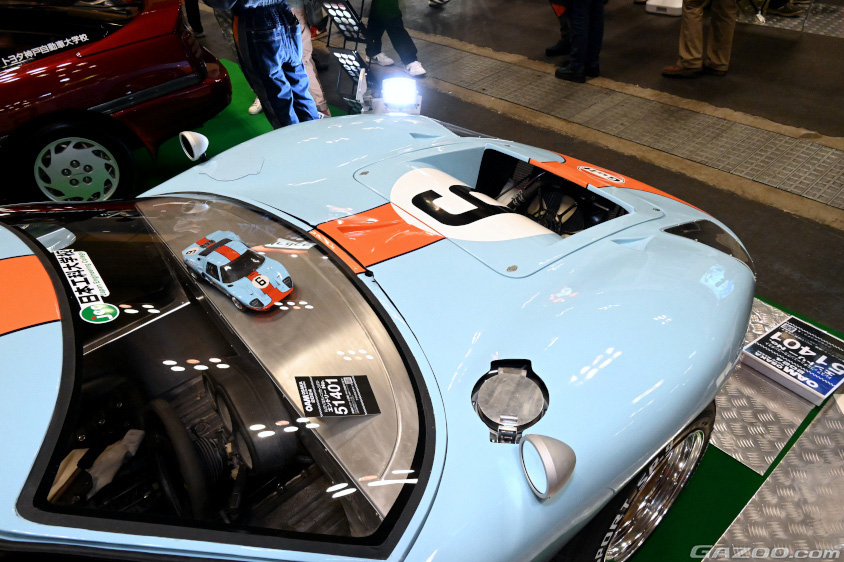 フロントにレーシングカーらしい大きなダクトが空く「HORD PP40」