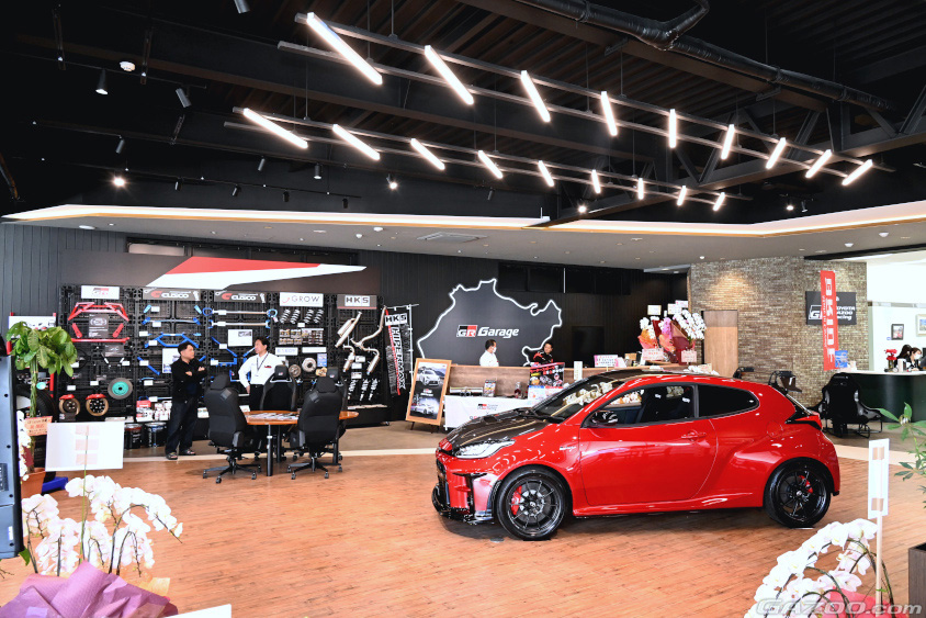 GR Garage 沖縄の店内