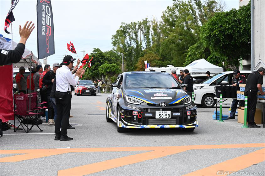 サービスパークに戻ってくるラリチャレ参加者