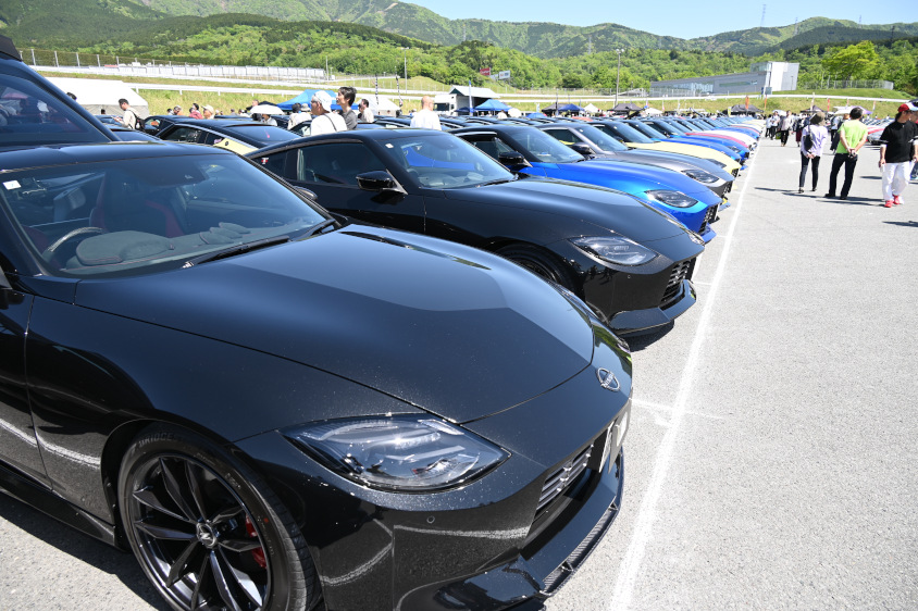 ADVANオールフェアレディZミーティング2024のRZ34フェアレディZたち