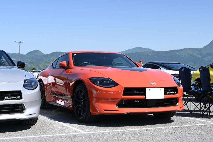 ADVANオールフェアレディZミーティング2024で日産賞を受賞したRZ34