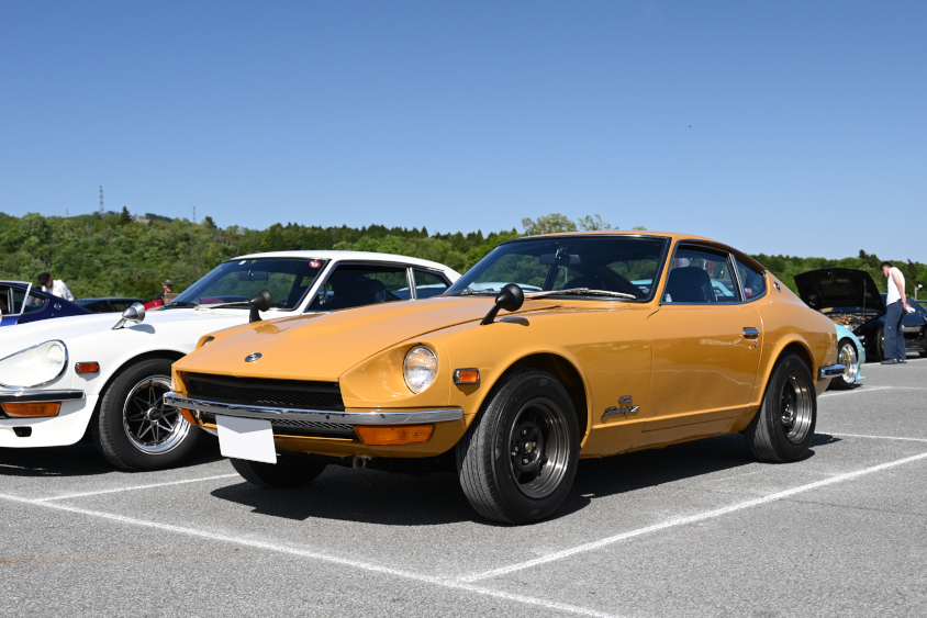 ADVANオールフェアレディZミーティング2024で会長賞を受賞したフェアレディZ432