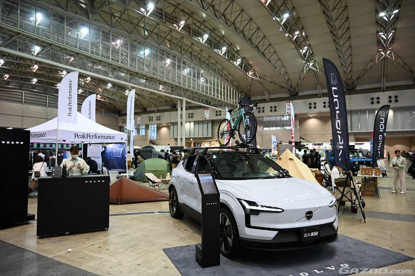 VOLVOのブース