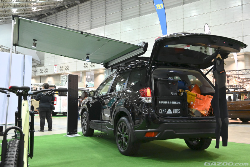 サーフィンをするシーンのイメージを詰め込んだフォレスター（X-EDITON）