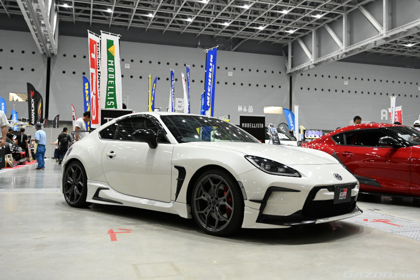 群馬パーツショー2024のGR86のデモカー