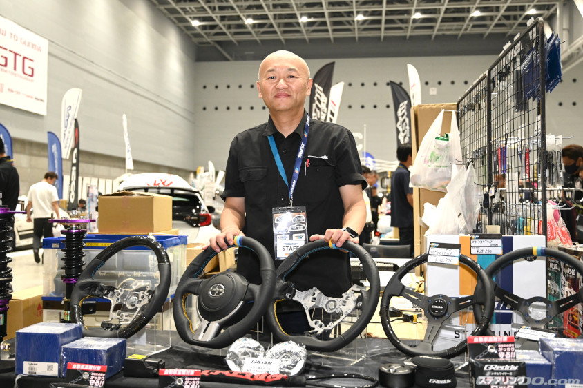 群馬パーツショー2024に出展していたトラスト 髙𣘺直樹さん