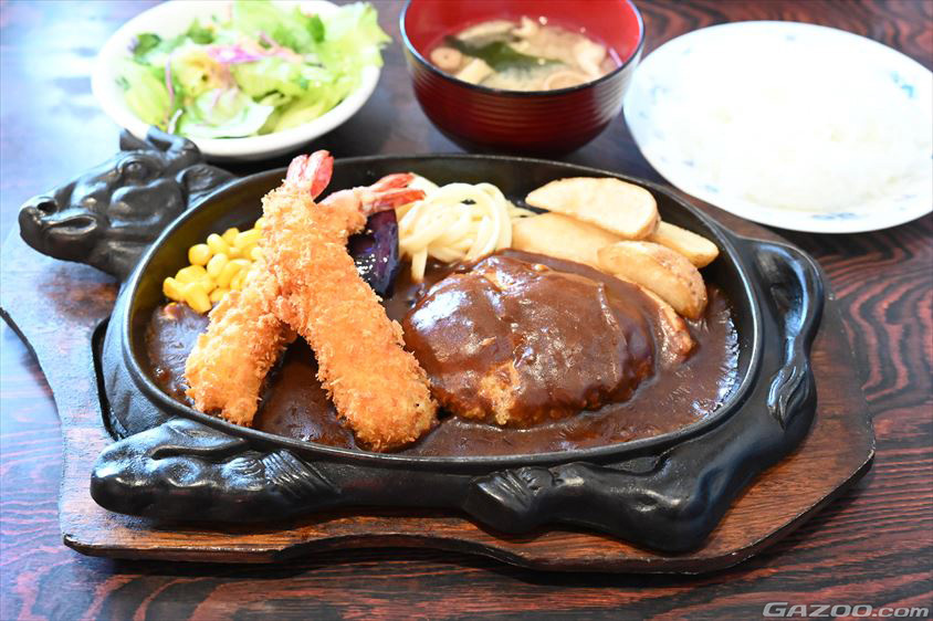 レストランぱらだいすのエビフライ＆ハンバーグステーキ