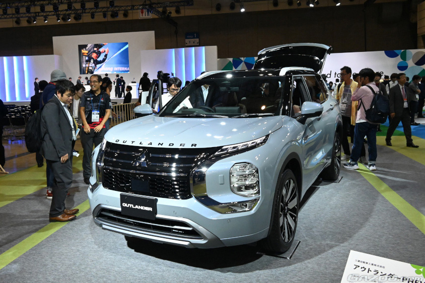 三菱自動車のアウトランダーPHEV