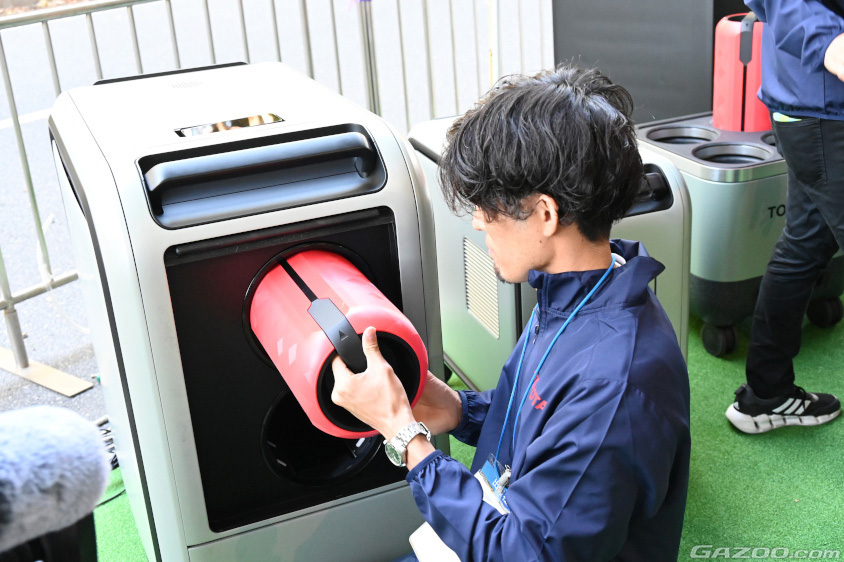 ポータブル水素カートリッジのデモンストレーション