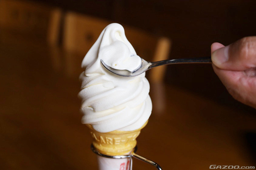 清里レストラン＆コテージ睦の生チーズソフト