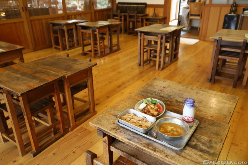 三代校舎ふれあいの里“おいしい学校”の校舎の様子