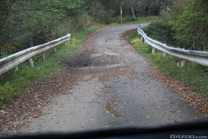木賊峠から昇仙峡へ抜ける『クリスタルライン』