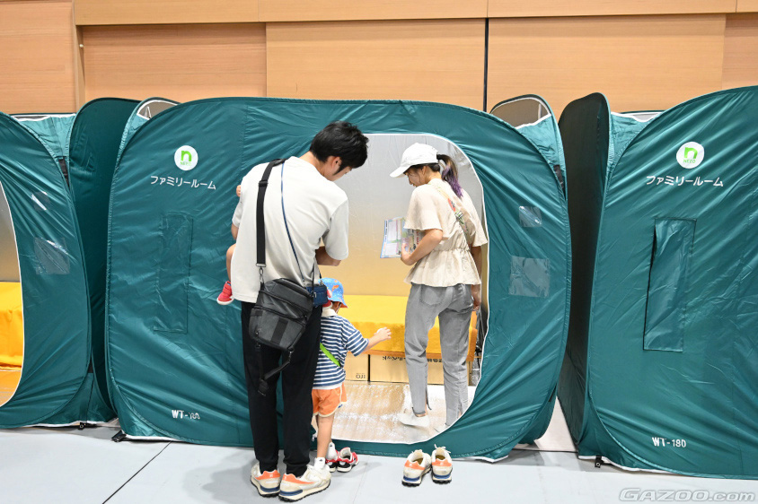 避難用の簡易ファミリールーム