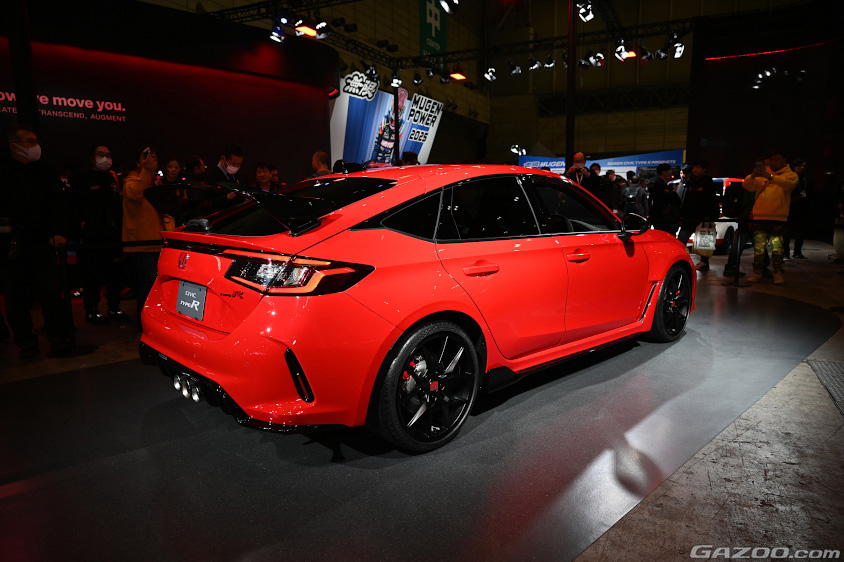 シビックタイプR レーシングブラックパッケージ