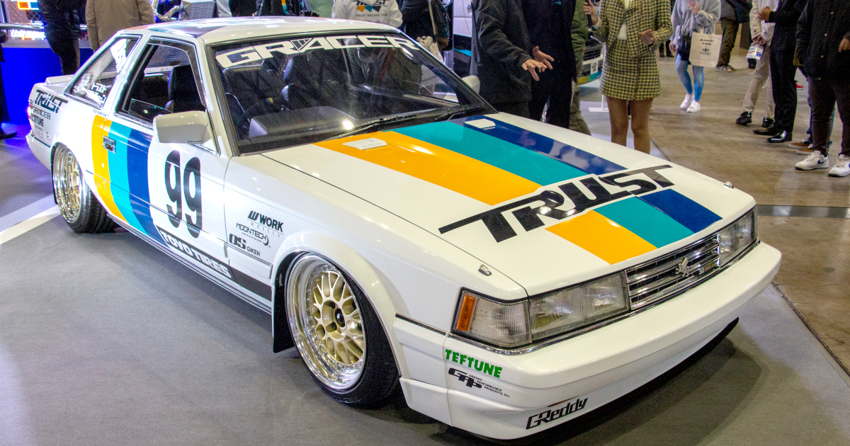 伝説の「大川ソアラ」をオマージュ！ トラストがGReddyソアラを製作し