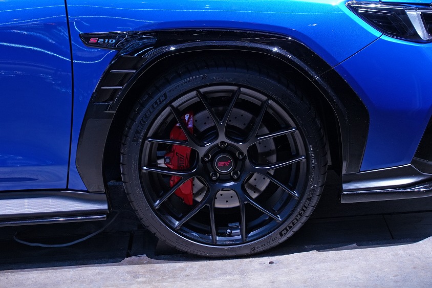 STIコンプリートカー S210プロトタイプのフレキシブルパフォーマンスホイール