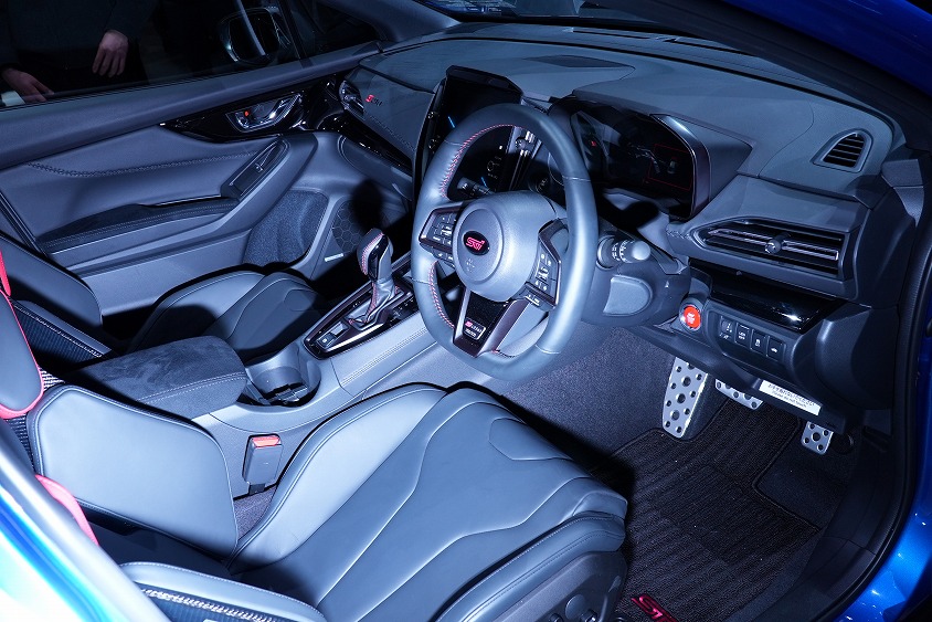 STIコンプリートカー S210プロトタイプの運転席