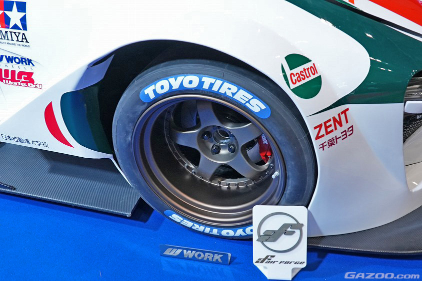 ホイールはワーク製MEISTER S1の18インチ