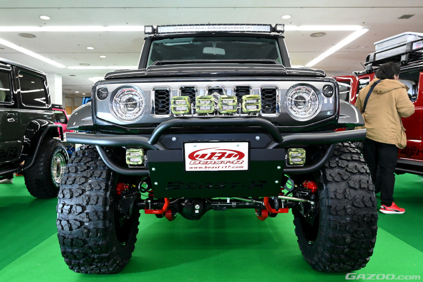 BEAST-R「クラッシュジムニー type FIVE」@大阪オートメッセ2025のフロント