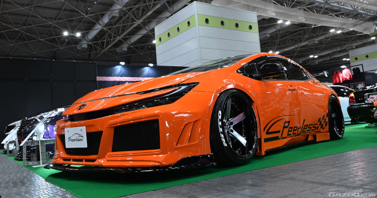 職人渾身のワイド＆ロー60プリウス。純正をリスペクトしながら大迫力の