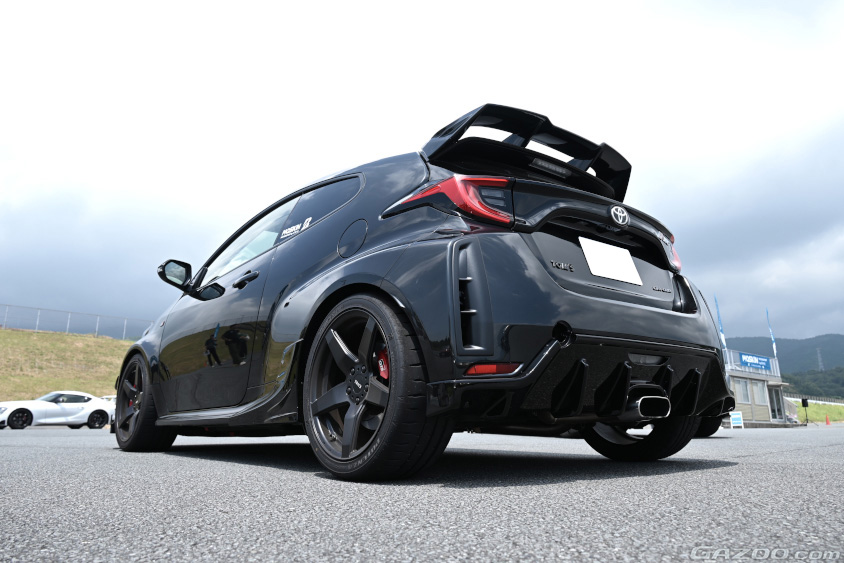 GRヤリス by TOM'S × KINTOのリヤ