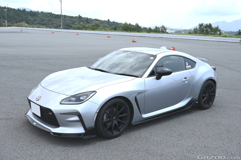 GR86 by TOM'S × KINTO