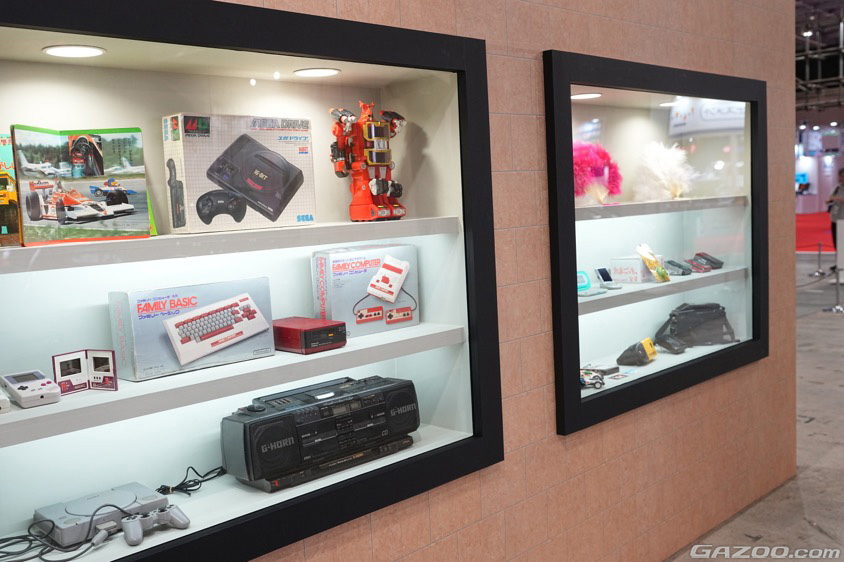 ジャパンモビリティショ-2025タイムスリップ・ガレージに展示されているMcLaren Honda MP4/4