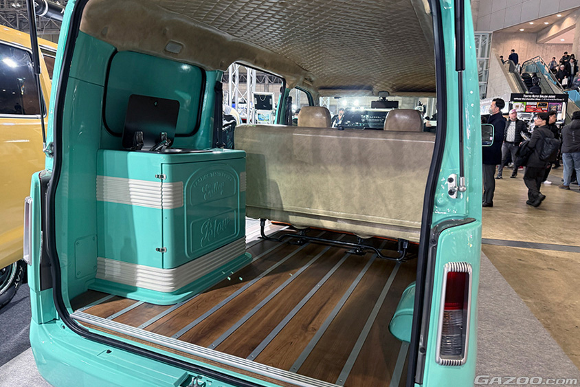 BIG MAMA RIDER_荷室