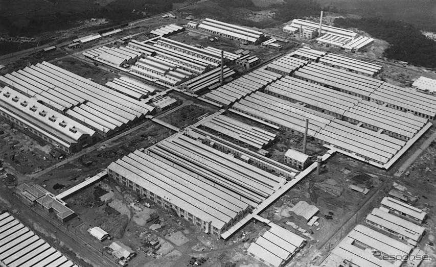 完成当時のトヨタ挙母工場（1938年）