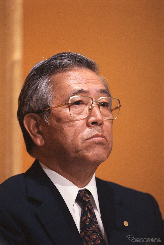 6代目社長：豊田章一郎氏