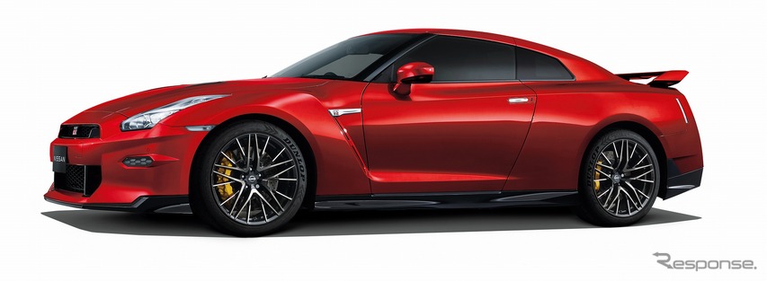日産GT-R 2025年モデル（バイブラントレッド）