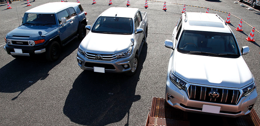 サバーバン/ハイラックス/プラド/ランクル70/ランクル80/FJクルーザー 大人気のハイラックス、プラド、FJクルーザー トヨタSUV徹底比較