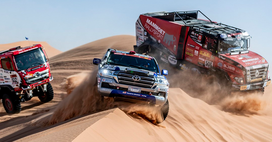 ダカールラリーで市販車部門7連覇。ランドクルーザー200が強さを証明