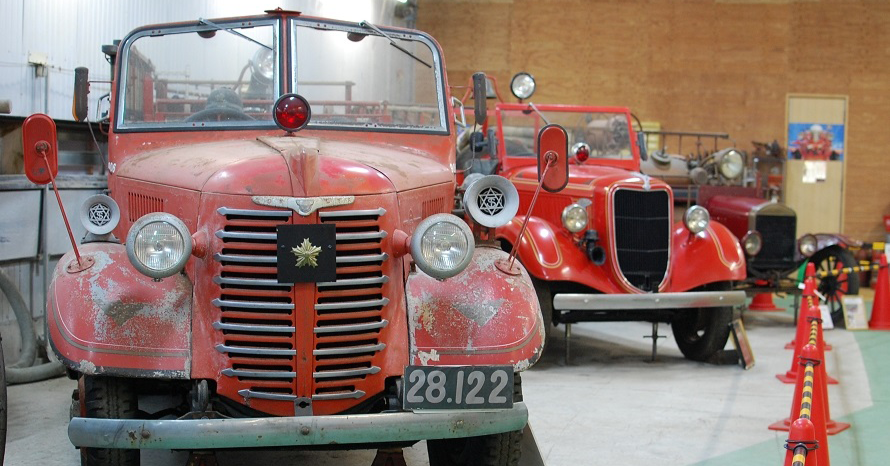 消防自動車博物館」には大正～昭和に活躍した消防車が勢揃い | トヨタ