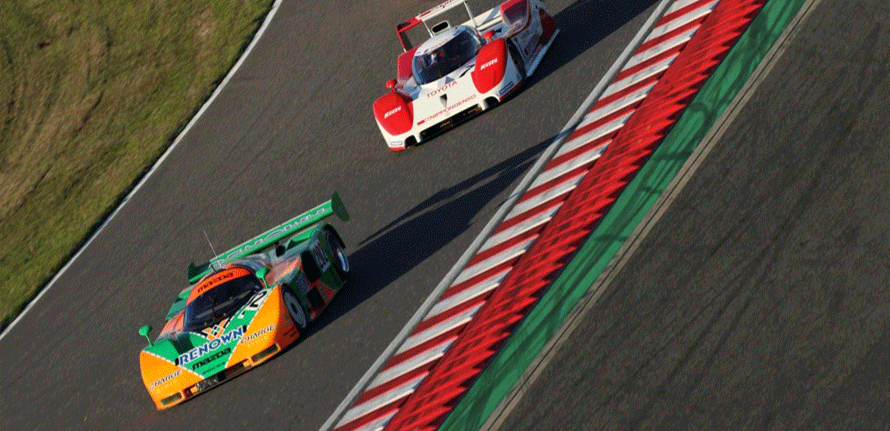 草創期のF1からグループCまで、往年のレーシングカーが全力疾走【鈴鹿