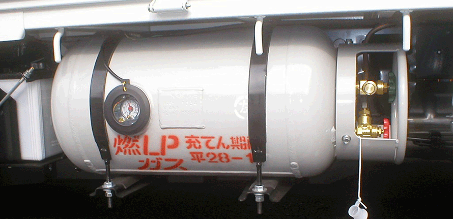 タクシーやトラックで採用される「LPG車」の仕組みやメリット | クルマ 