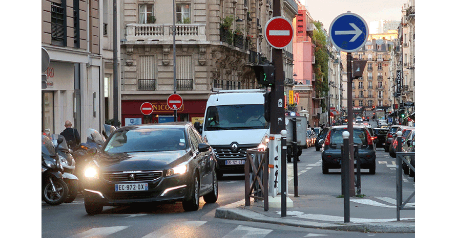 これさえ押さえればパリジャン気分!? パリの街で見かけたクルマ＆交通