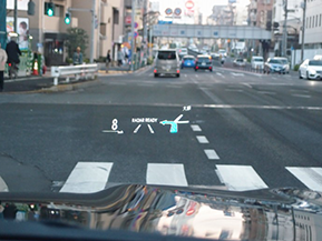 レクサスLXの先進機能 その⑫…フルカラーヘッドアップディスプレイ