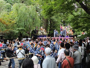 厳かな武家屋敷を彩る祭り絵巻！角館祭りのやま行事へドライブ 秋田県仙北市 | クルマ情報サイトｰGAZOO.com