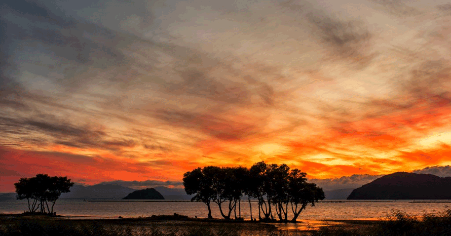 湖面に映える幻想的な夕日！湖北の絶景スポットへドライブ 滋賀県長浜