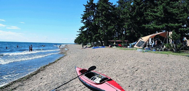 奥琵琶湖に広がる湖水浴場、マキノサニービーチ知内浜へドライブ 滋賀